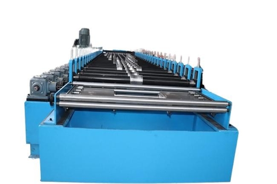 Mesin Membentuk Roof Roll Trapezoidal Berkecepatan Tinggi yang dapat disesuaikan