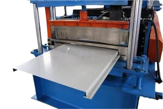 Metal Wall And Soffit Profile Roll Forming Machine Untuk produk akhir yang halus dan indah