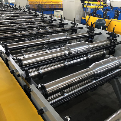 High Speed High Quality R Panel Profile Roll Metal Sheet Roof Roll Forming Machine (Mesin Membentuk Roof Roll dengan Kecepatan Tinggi dan Kualitas Tinggi)