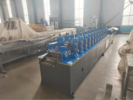 Ahli dirancang Eaves Flashing roll membentuk Mesin Untuk Optimum Drip Edge Produksi