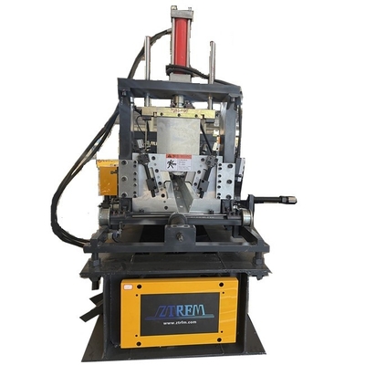 Hat Purline Roll Forming Machine Membuat Profil Purlines Dalam Batch Secara Otomatis