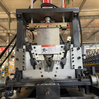Hat Purline Roll Forming Machine Membuat Profil Purlines Dalam Batch Secara Otomatis