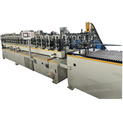 Mesin Rolling Lining Baja Ukuran Otomatis